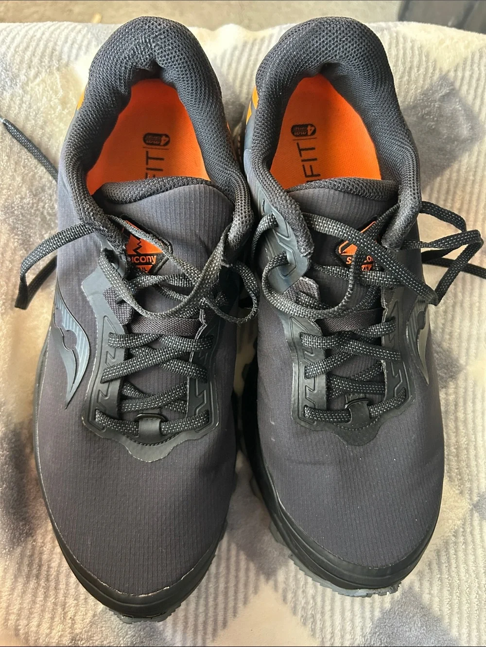 Saucony Men’s Trail Shoes - Charcoal with Orange Interior